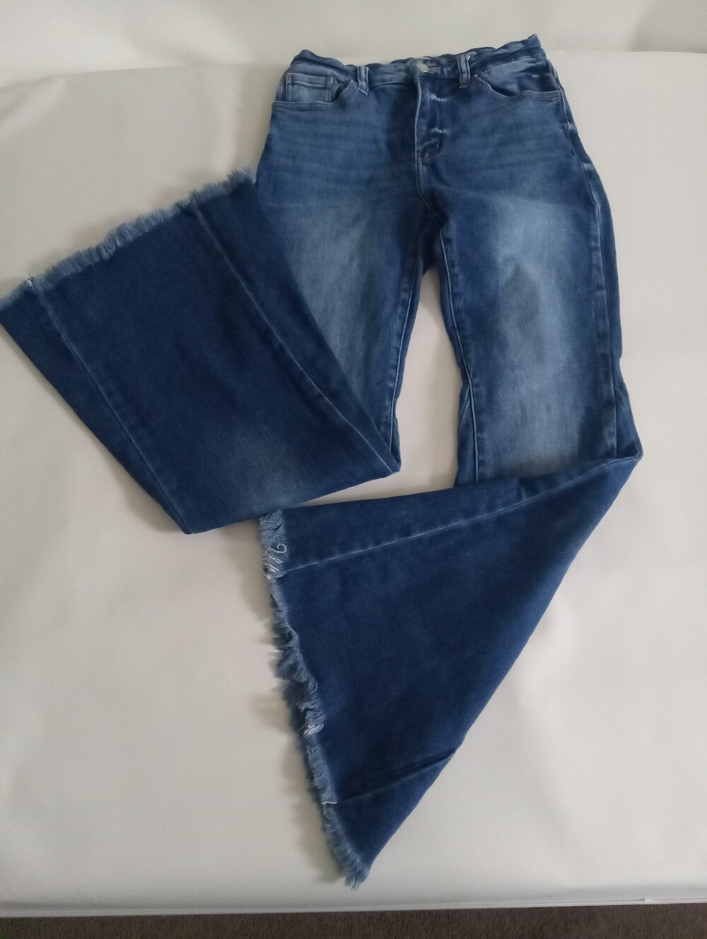 KanCan Kurvy midrise super flare jeans size 27x30 Womens